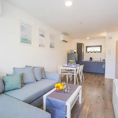 Romai Haz 1. Emma Appartement Siófok